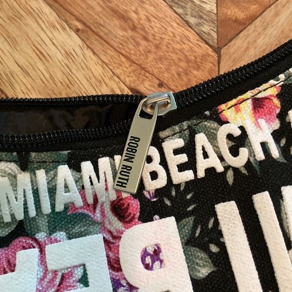 Robin Ruth tote. NEW - Picture 4 of 7